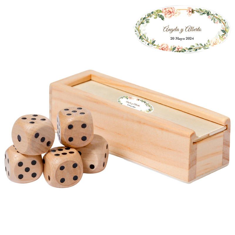 Set di dadi in legno in custodia con adesivo personalizzato