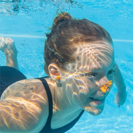 Clip per naso e tappi per il nuoto